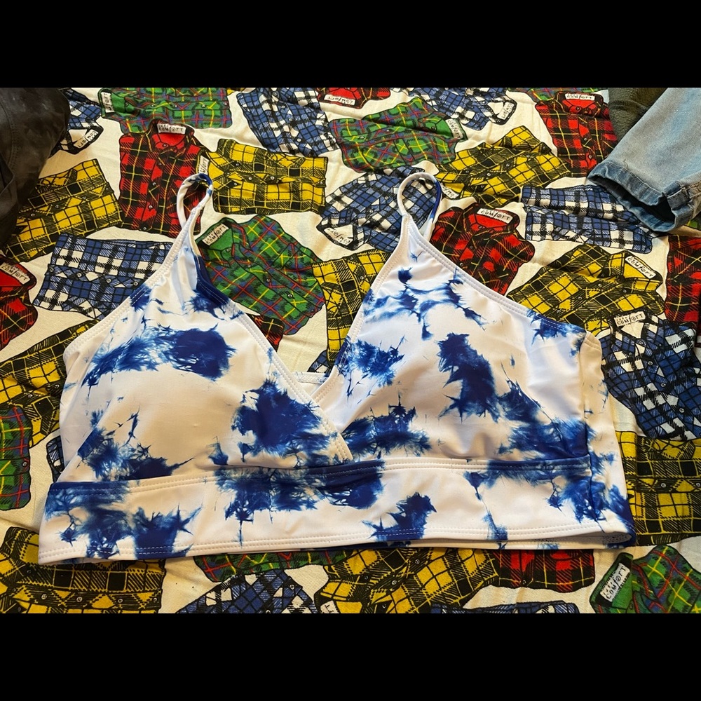 Tie die bikini top